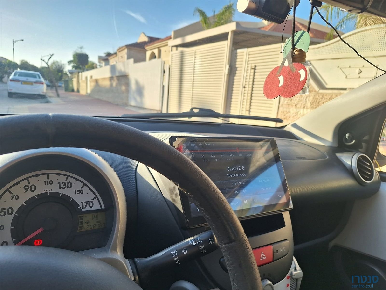 2013' Toyota Aygo טויוטה אייגו photo #2