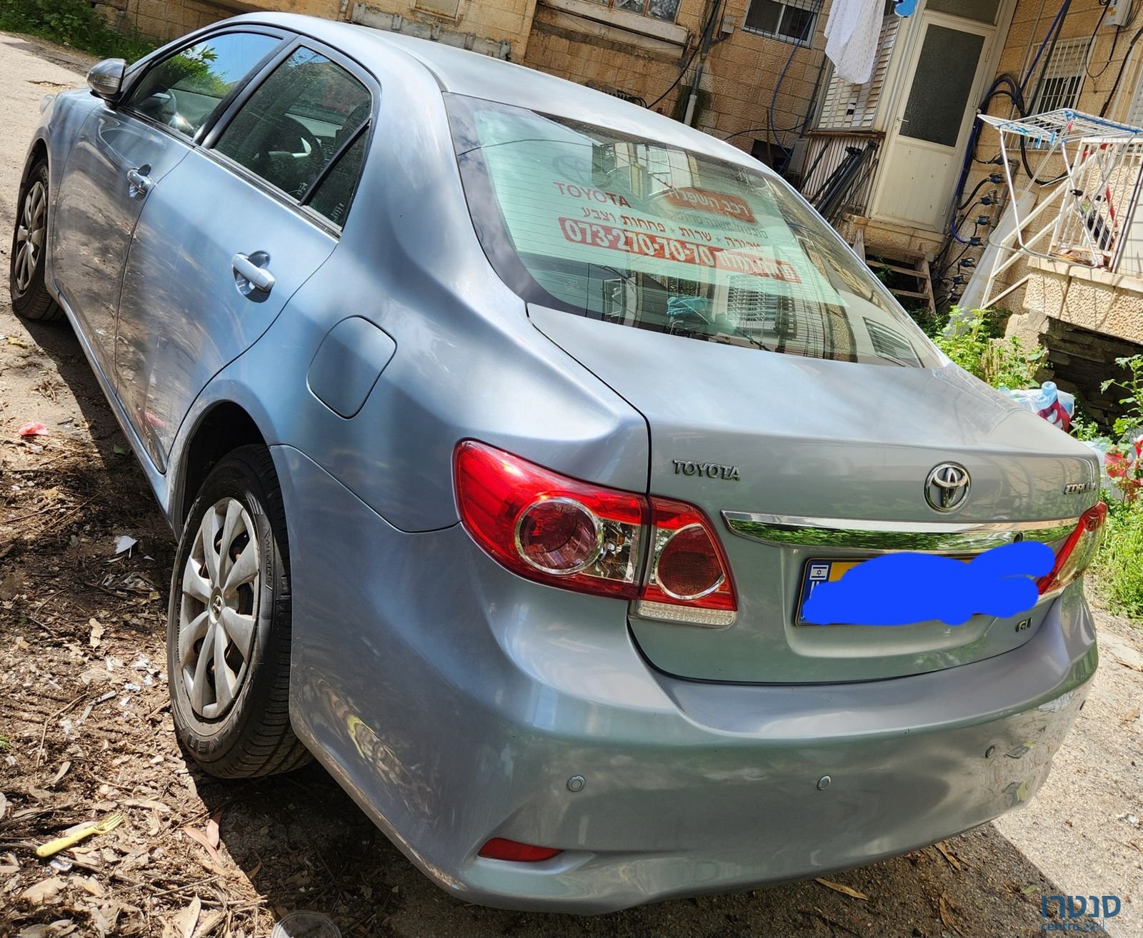 2011' Toyota Prius טויוטה פריוס photo #2