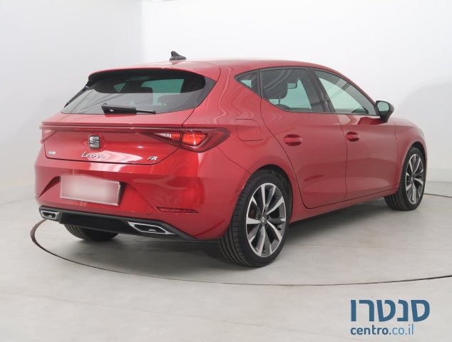 2021' SEAT Leon photo #4