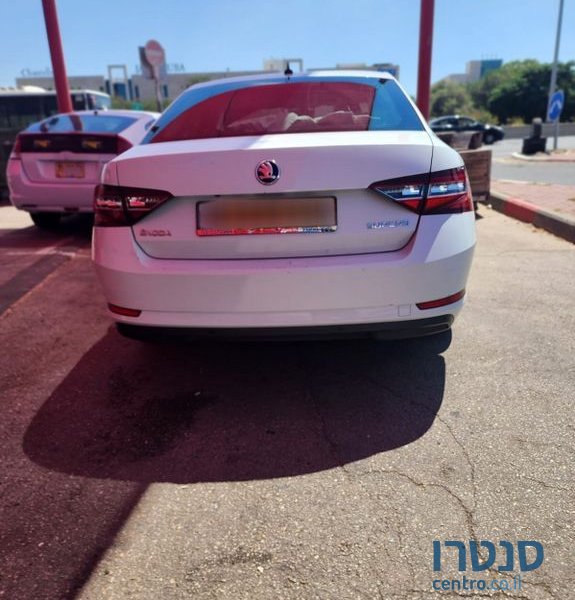 2016' Skoda Superb סקודה סופרב photo #1