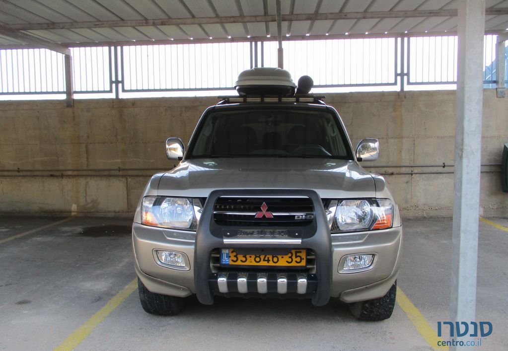 2001' Mitsubishi Pajero מיצובישי פג'רו photo #2