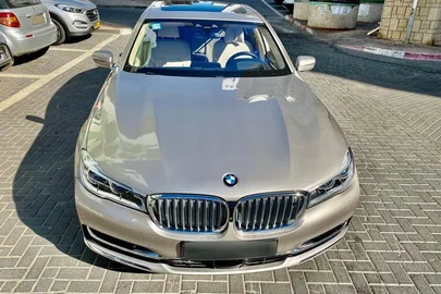2016' BMW 7 Series ב מ וו סדרה 7