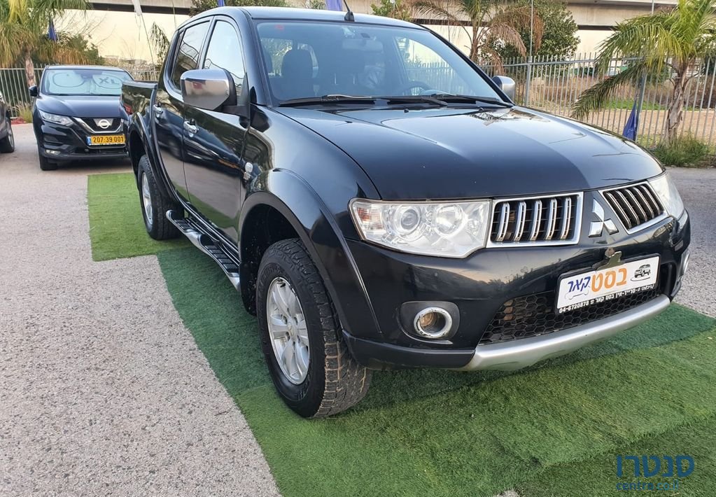 2011' Mitsubishi L200 מיצובישי photo #3