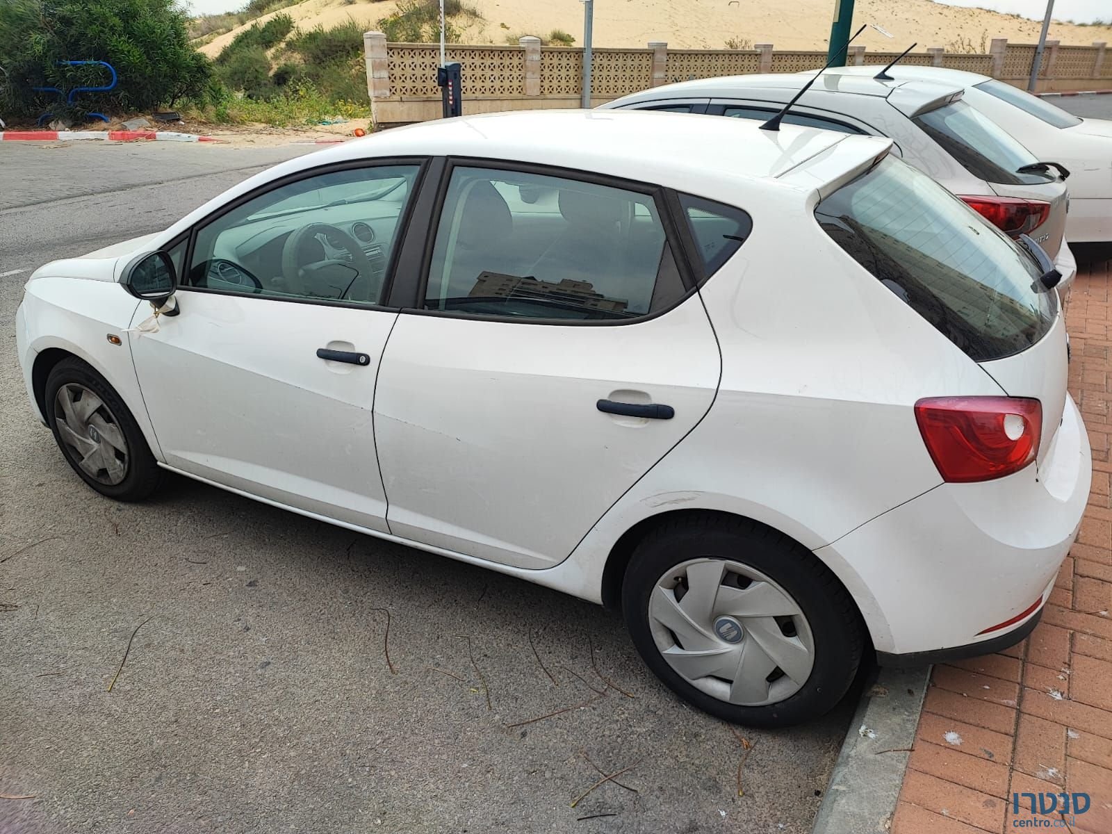 2012' SEAT Ibiza סיאט איביזה photo #1