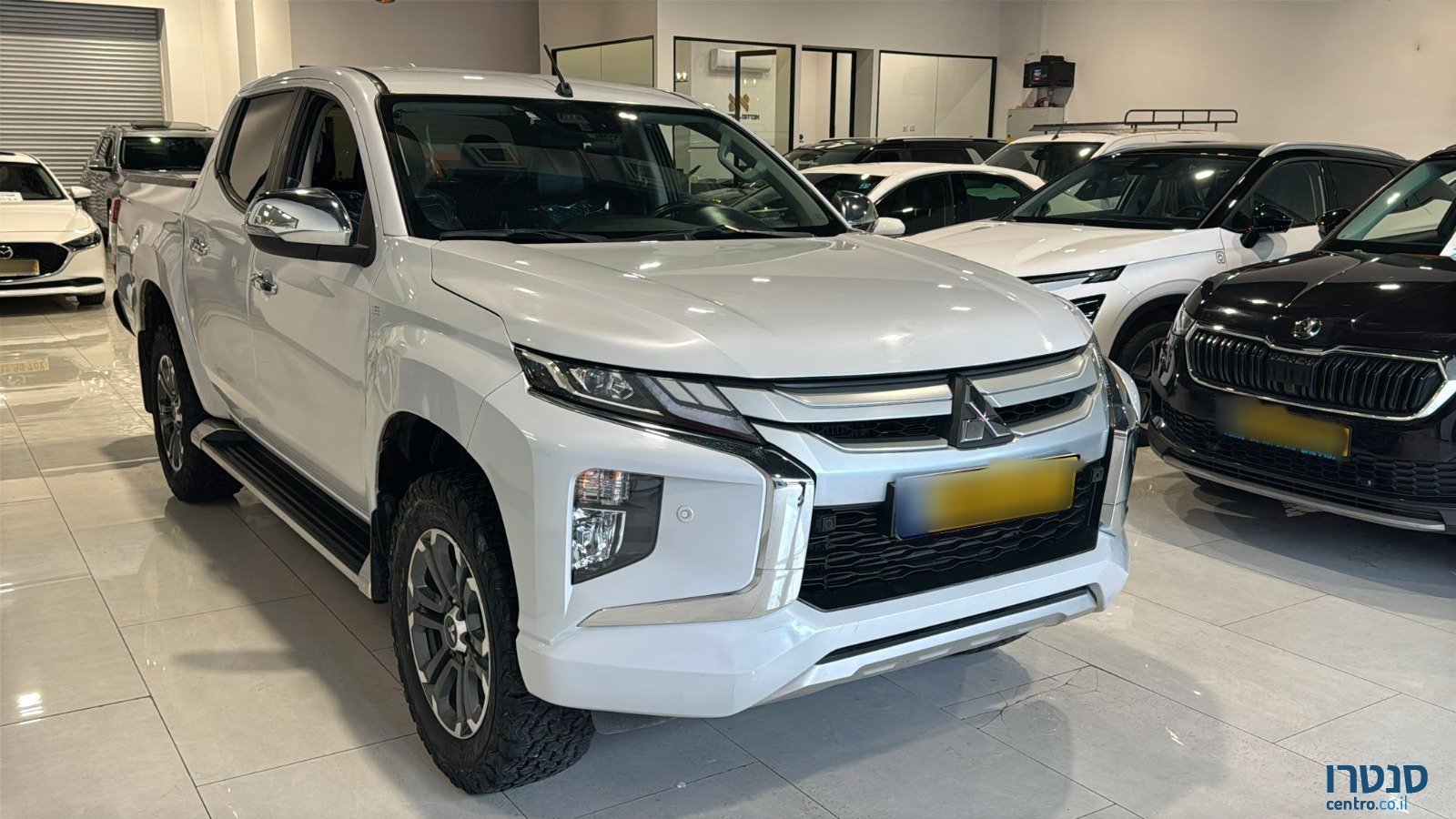 2023' Mitsubishi L 200 photo #3