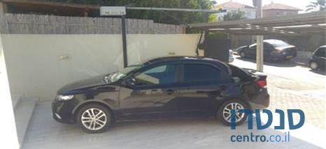 2011' Kia Forte photo #2