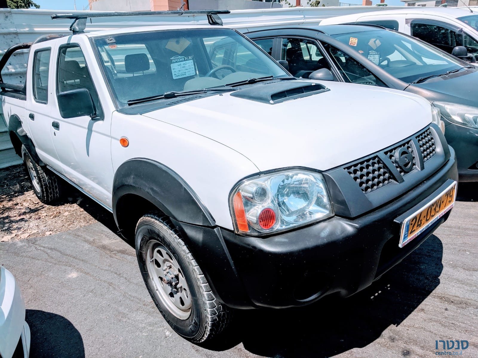 2012' Nissan Vinner photo #2