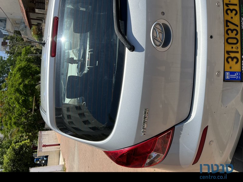 2014' Hyundai i20 יונדאי photo #4