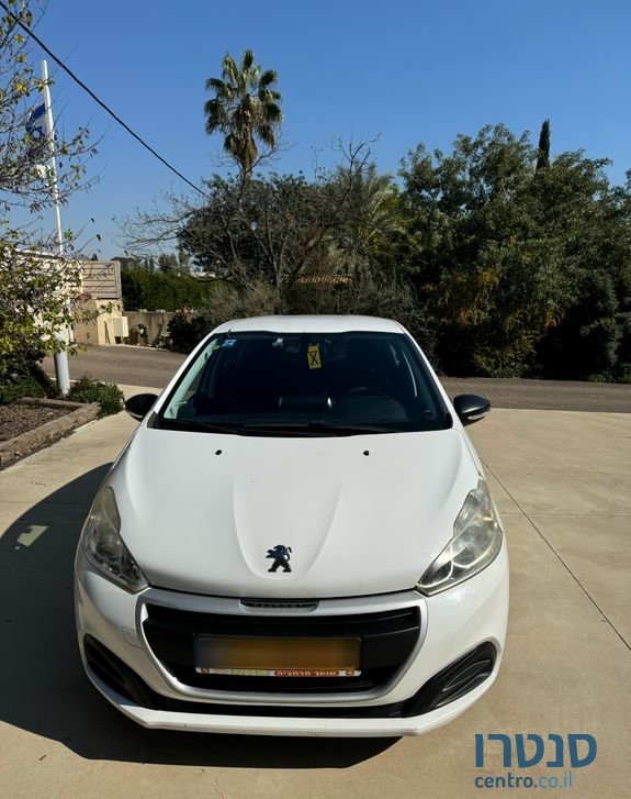 2016' Peugeot 208 פיג'ו photo #6
