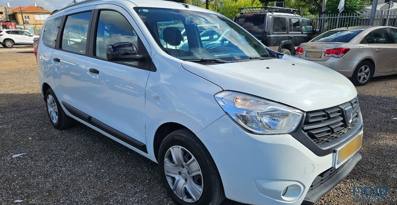 2021' Dacia Lodgy דאצ'יה לודג'י photo #1