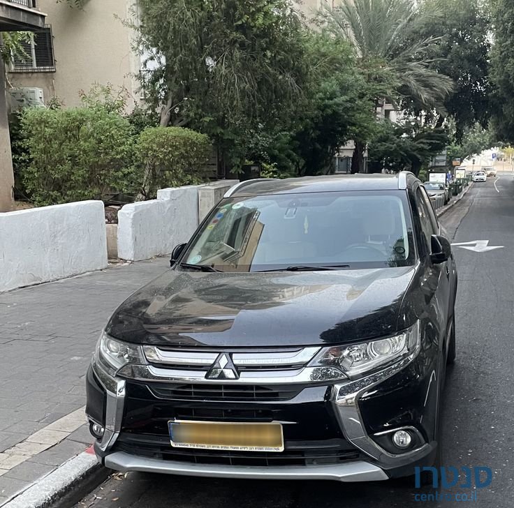 2017' Mitsubishi Outlander מיצובישי אאוטלנדר photo #1