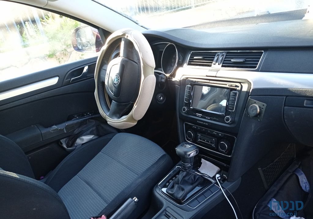 2010' Skoda Superb סקודה סופרב photo #6