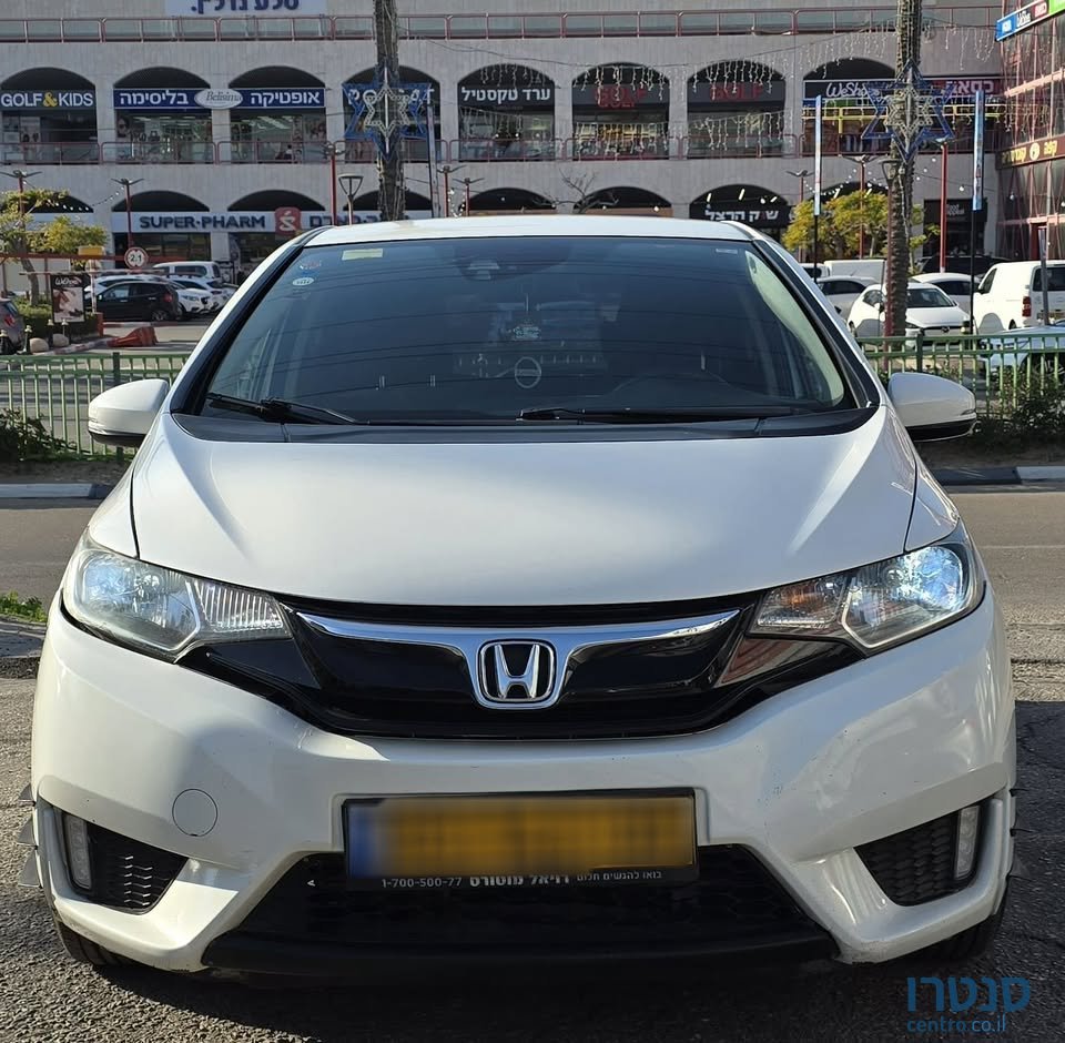 2017' Honda Jazz photo #1