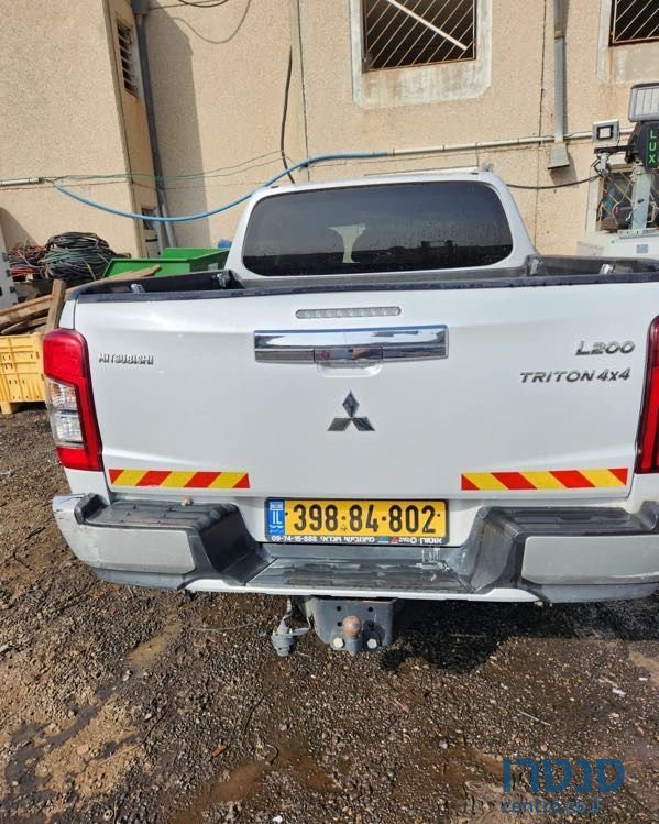 2021' Mitsubishi Triton מיצובישי L200 4X4 photo #2