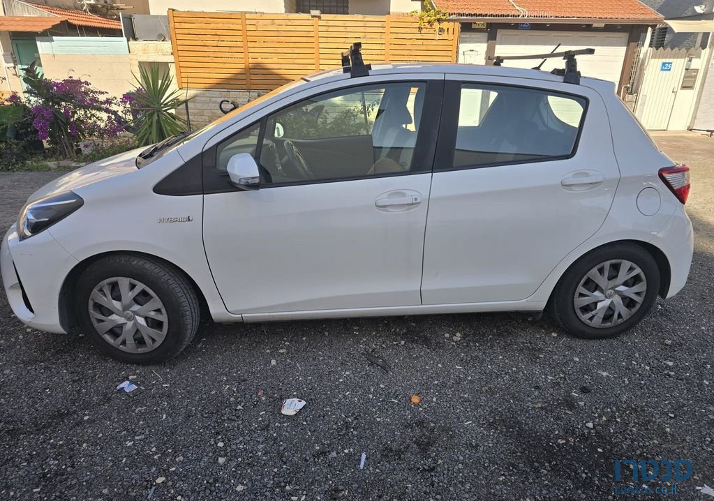 2019' Toyota Yaris טויוטה יאריס photo #5