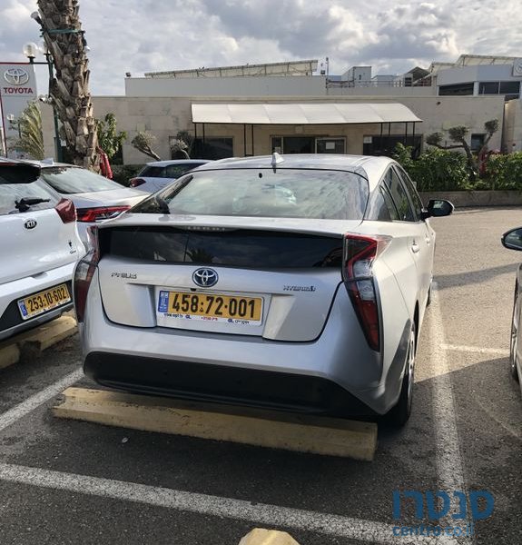 2019' Toyota Prius טויוטה פריוס photo #2