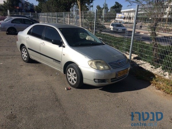 2005' Toyota Corolla photo #1