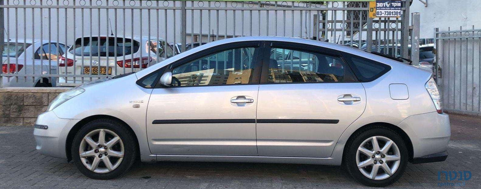 2008' Toyota Prius טויוטה פריוס photo #1