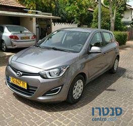 2013' Hyundai i20 אינספייר photo #2