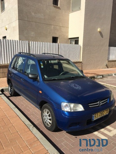 2002' Mazda Demio photo #1