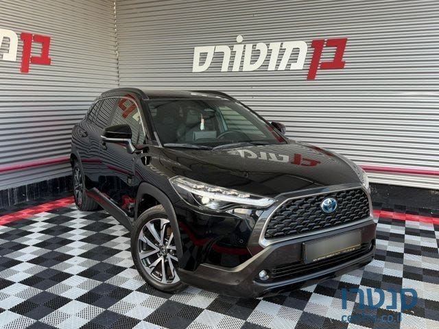 2024' Toyota Corolla Cross טויוטה קורולה קרוס photo #1