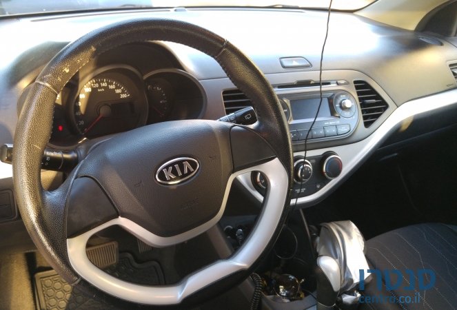 2012' Kia Picanto photo #5