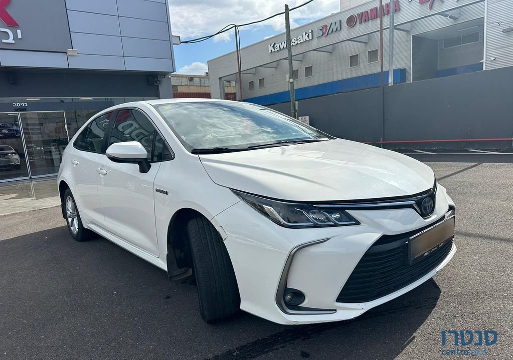 2019' Toyota Corolla טויוטה קורולה photo #2