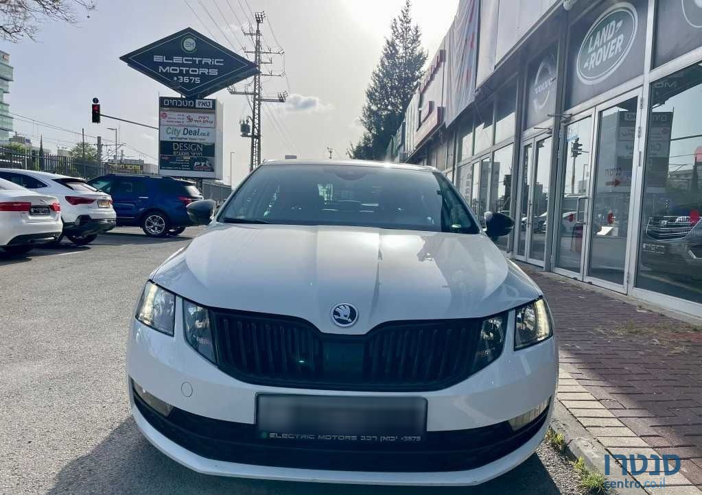 2020' Skoda Octavia סקודה אוקטביה photo #2