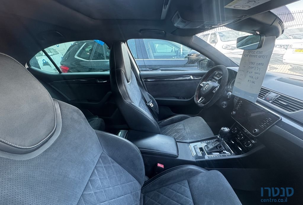 2019' Skoda Superb סקודה סופרב photo #4