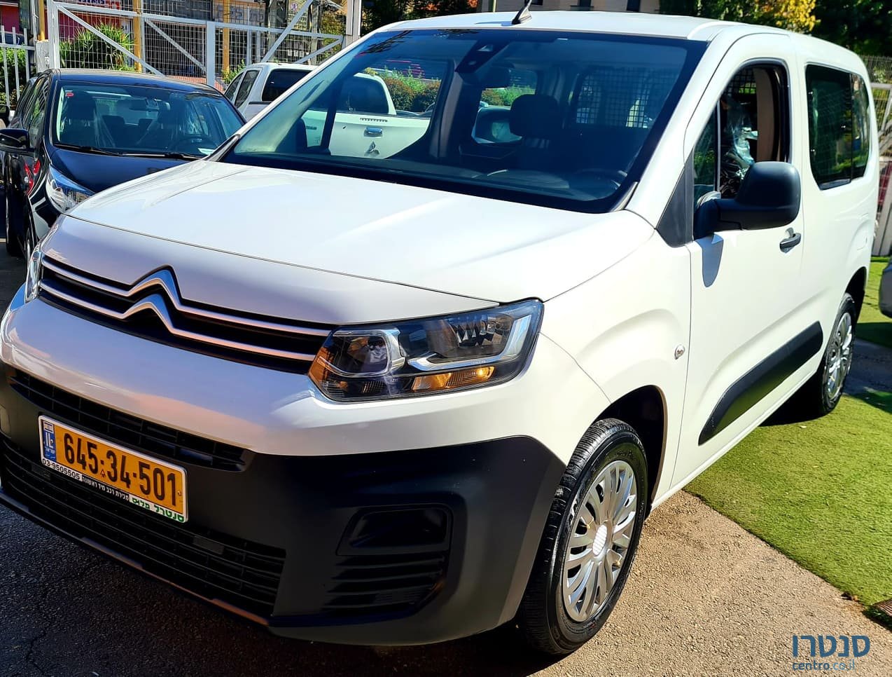 2019' Citroen Berlingo photo #1