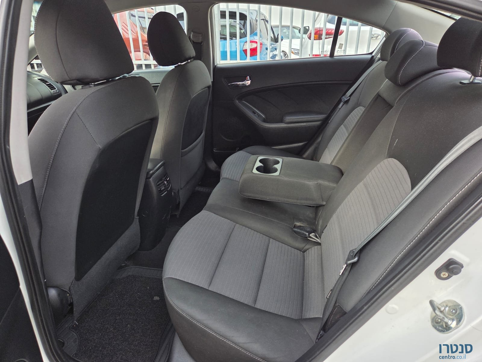 2014' Kia Forte photo #4