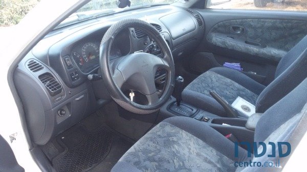 2001' Mitsubishi Lancer photo #5