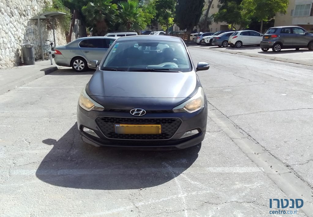 2015' Hyundai i20 יונדאי photo #3
