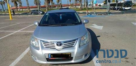 2009' Toyota Avensis סדן photo #1
