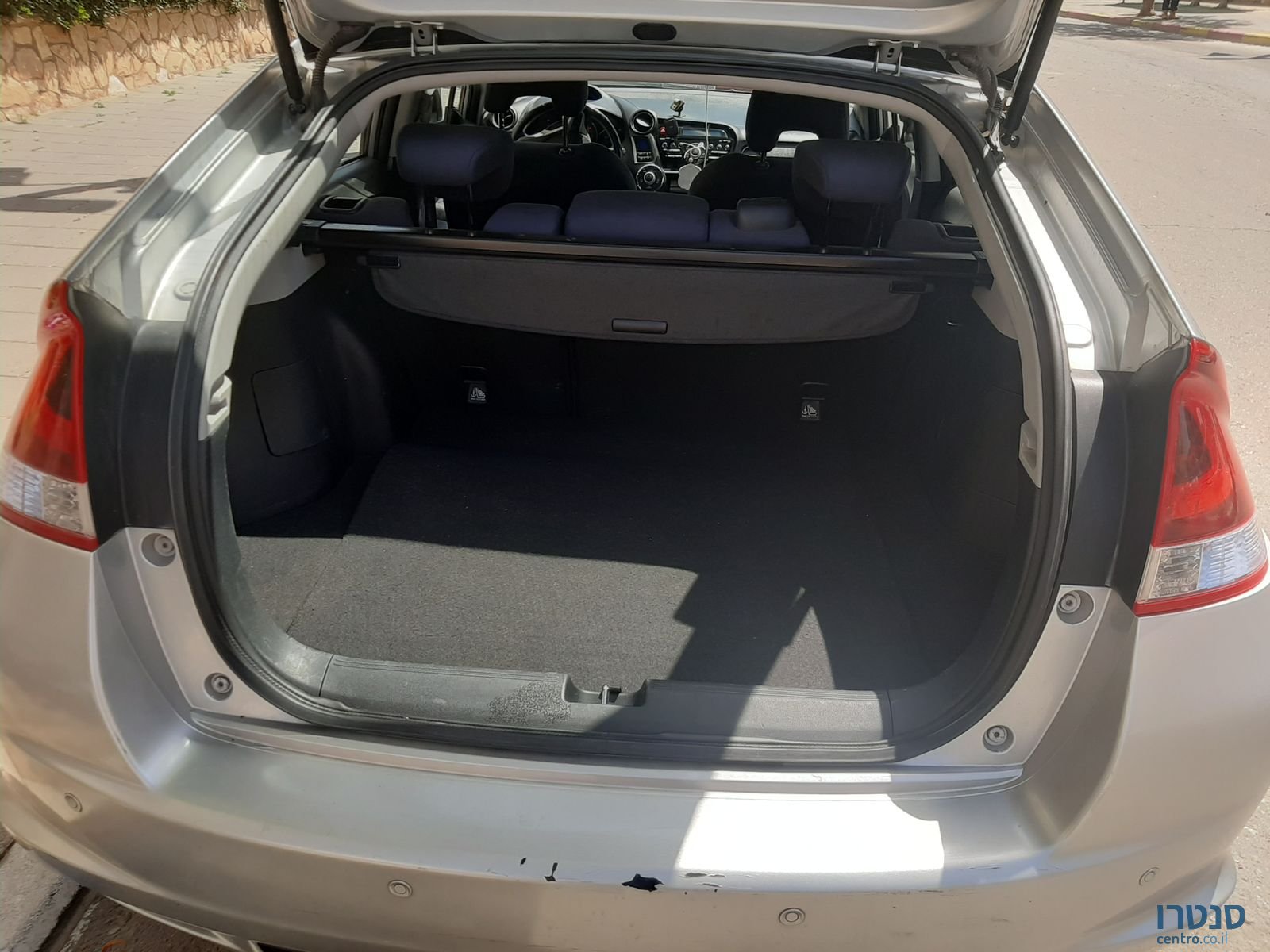 2014' Honda Insight photo #1