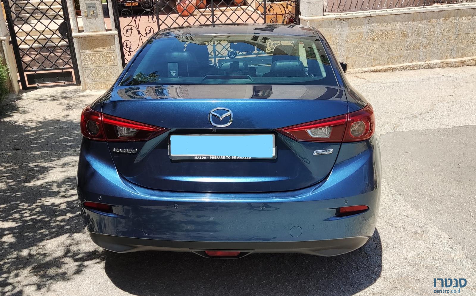 2017' Mazda 3 photo #6