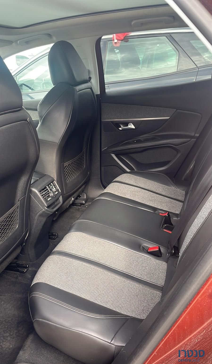 2018' Peugeot 3008 פיג'ו photo #4