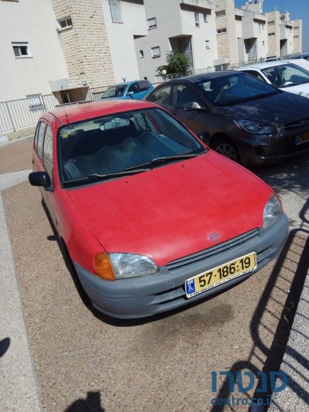 1997' Toyota Starlet photo #1