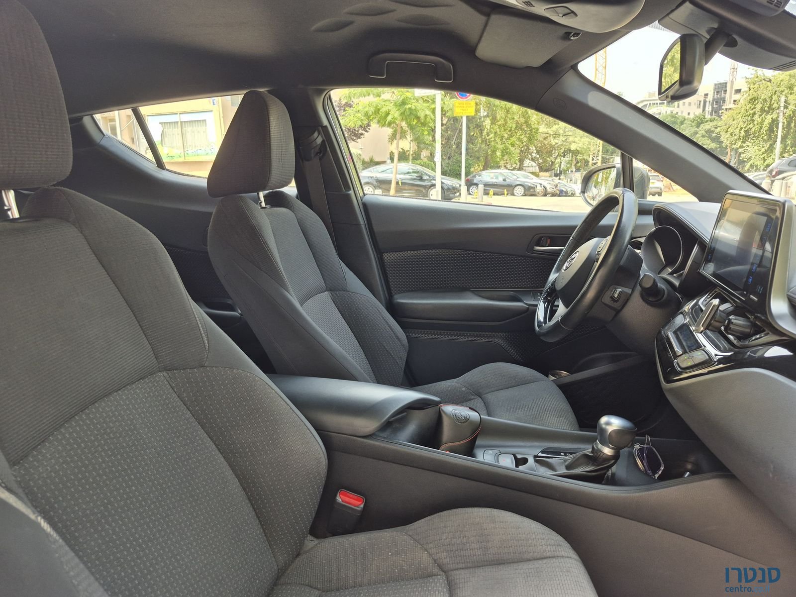 2019' Toyota C-HR טויוטה photo #3