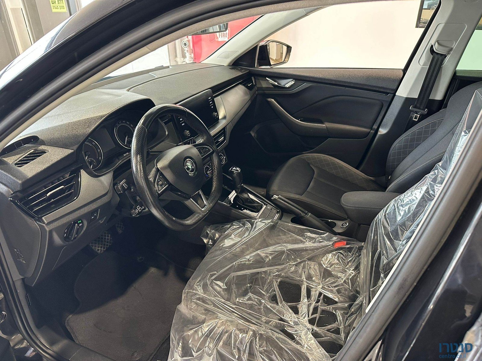 2020' Skoda Scala photo #5