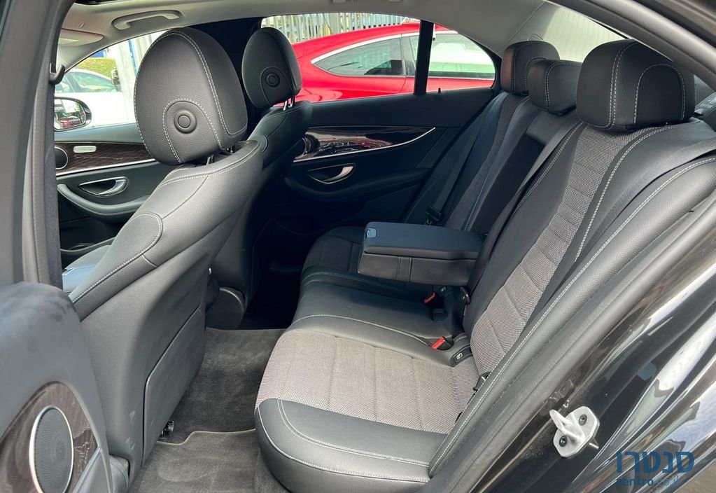 2021' Mercedes-Benz E-Class מרצדס photo #5