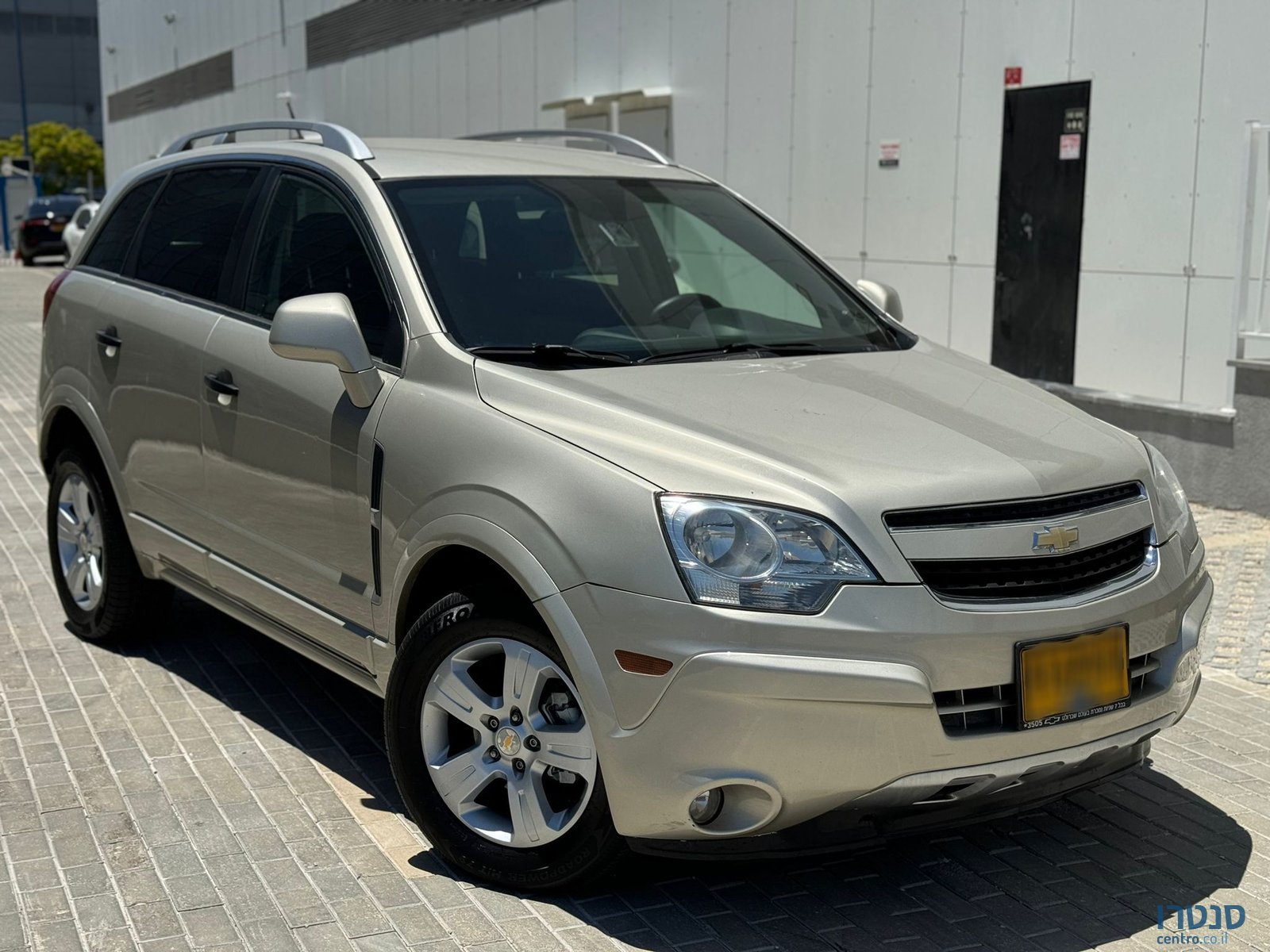 2014' Chevrolet Captiva photo #1