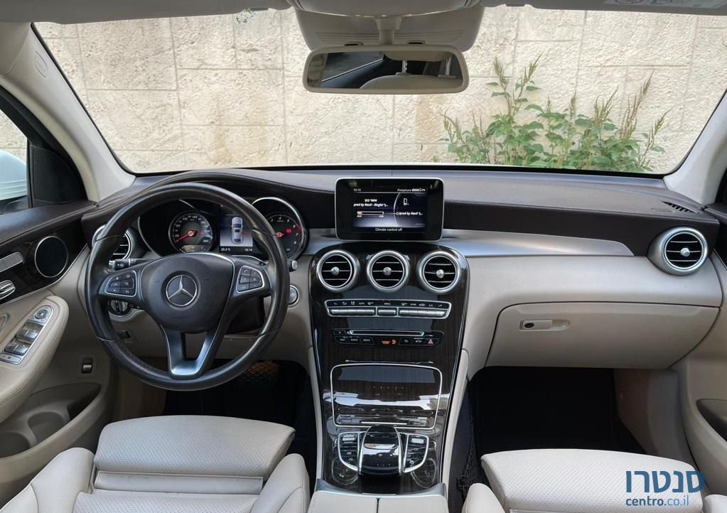 2018' Mercedes-Benz Glc-Class מרצדס photo #2