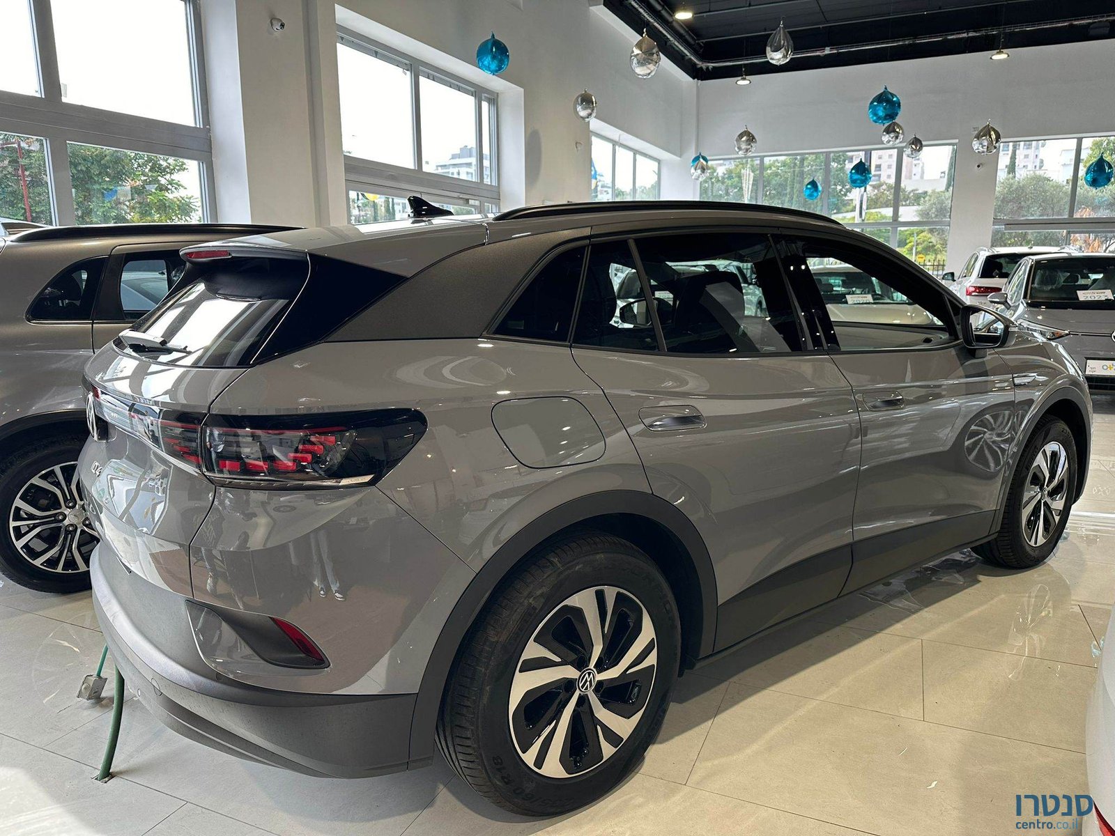 2023' Volkswagen ID.4 photo #3