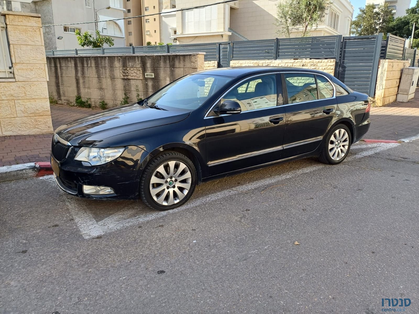 2013' Skoda Superb סקודה סופרב photo #1