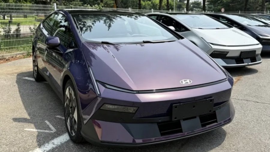 Hyundai Ioniq V
