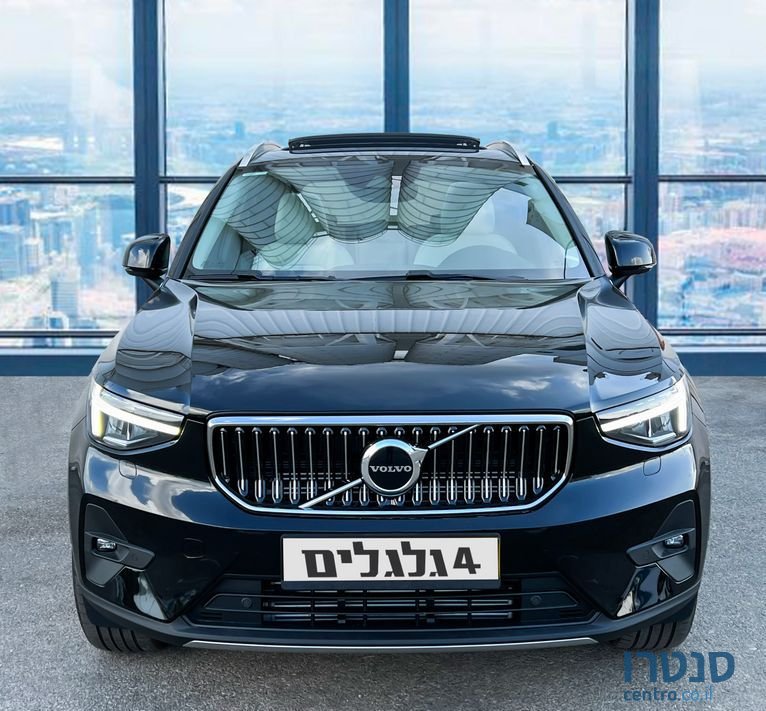 2022' Volvo Xc40 וולוו photo #4