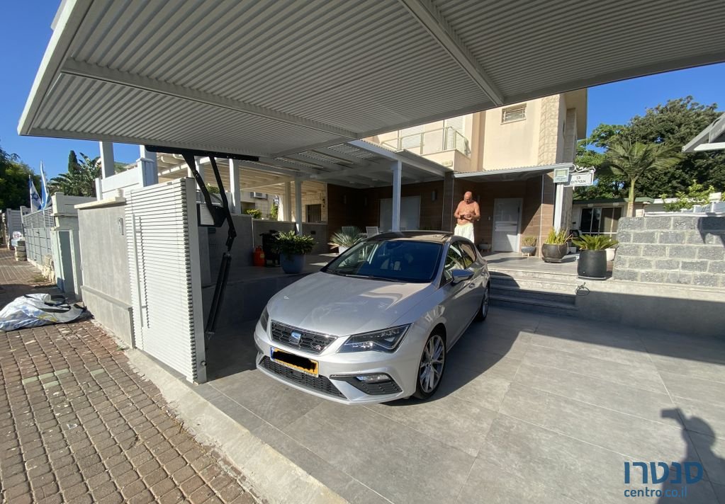 2019' SEAT Leon סיאט לאון photo #1