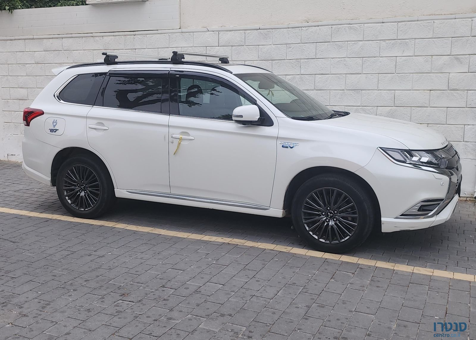 2021' Mitsubishi Outlander מיצובישי אאוטלנדר photo #1