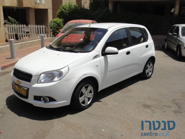 2009' Chevrolet Aveo photo #2